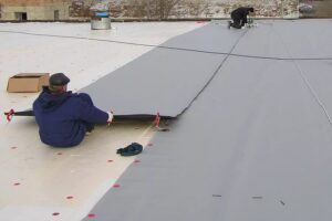 Гидроизоляция крыши гаража своими руками: Методы, материалы и цены